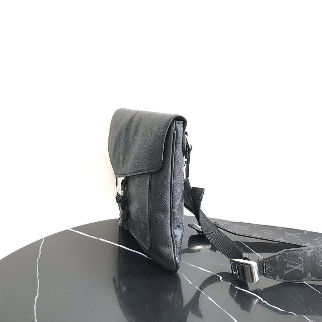 Louis Vuitton Black Messenger Bag M30411