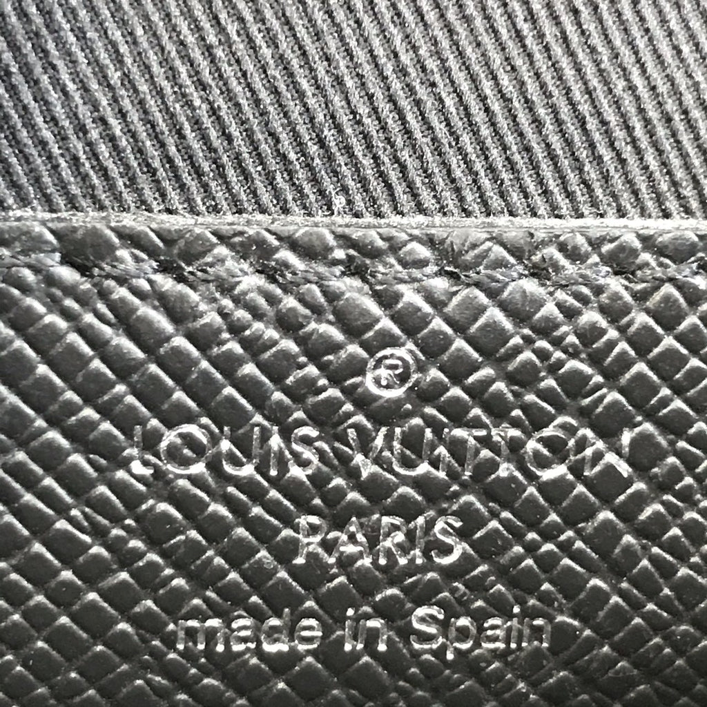 Louis Vuitton Black Messenger Bag M30411