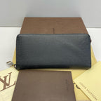 Prada 0 unknown Black Clutch 0 unknown