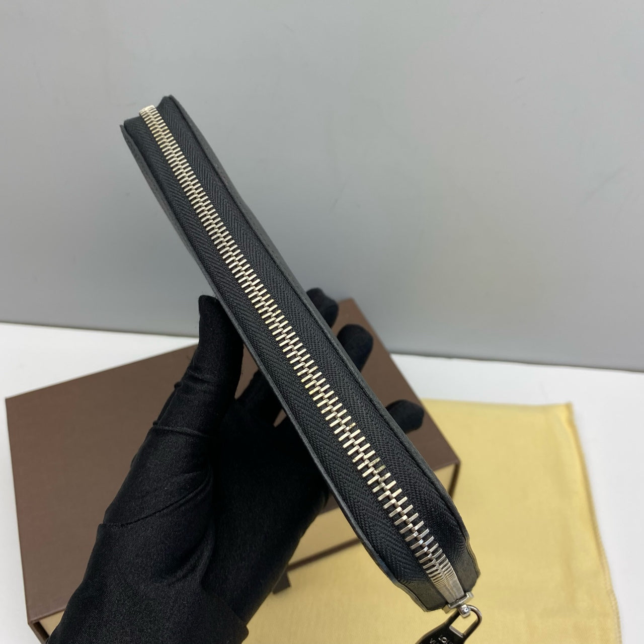 Prada 0 unknown Black Clutch 0 unknown