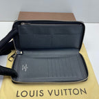 Prada 0 unknown Black Clutch 0 unknown