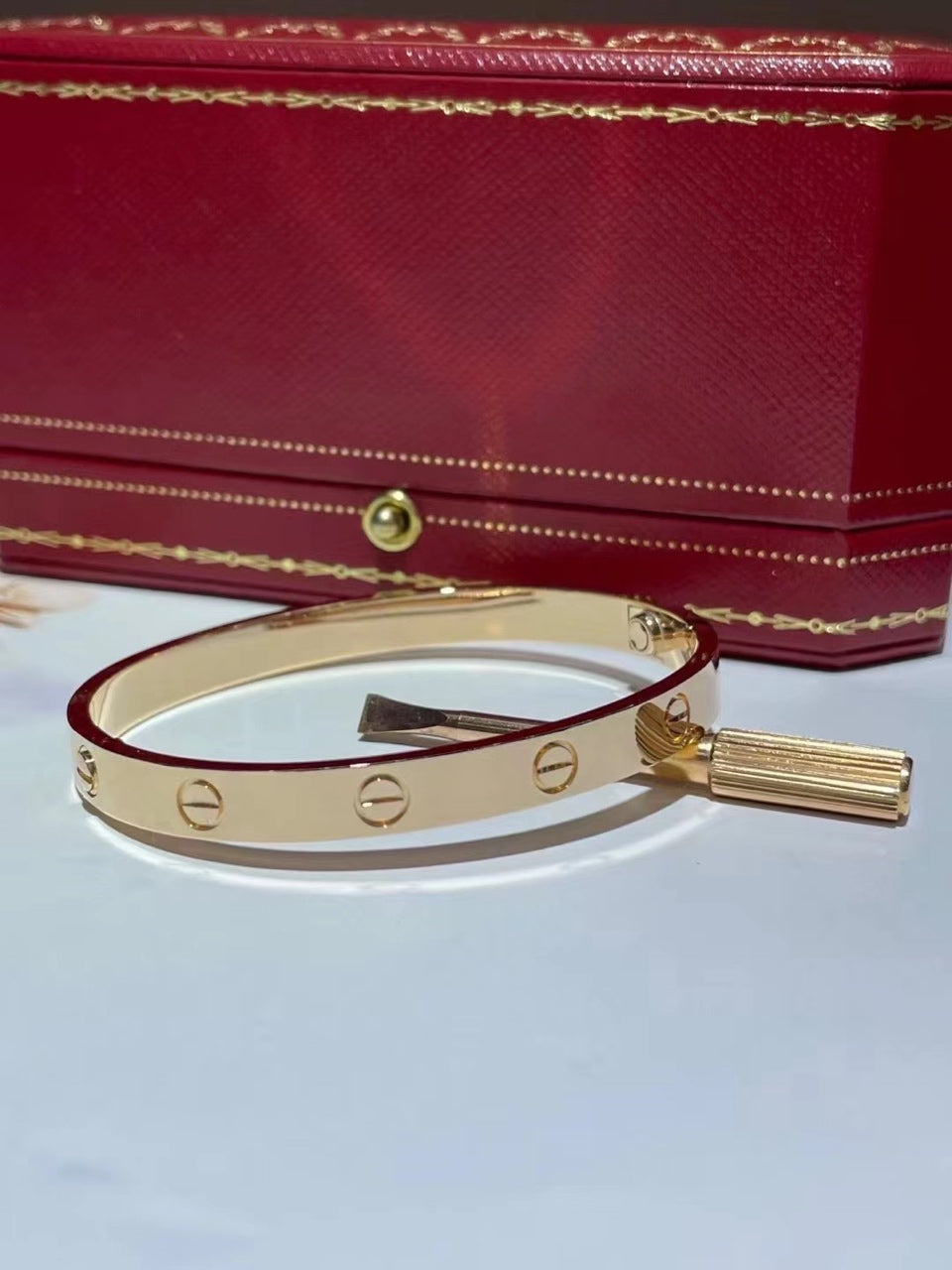 Cartier LOVE earrings Rose gold Bangle B8028200