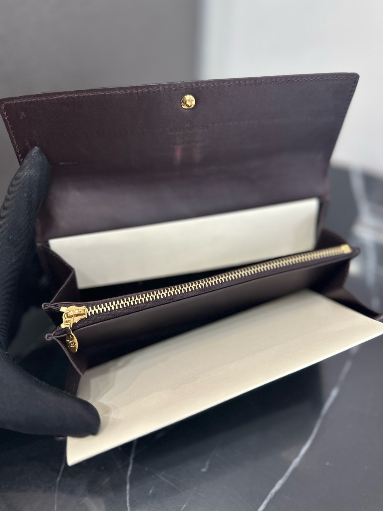 Louis Vuitton M93530