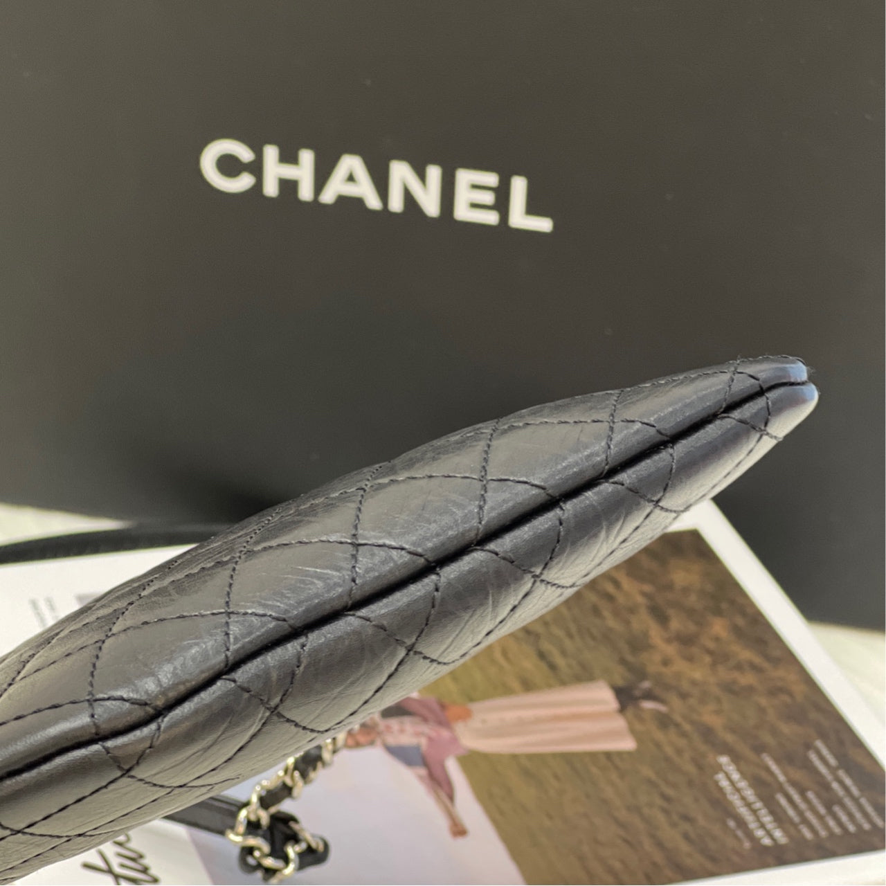 Chanel Messenger Bag 17.5*16.5