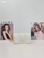 Dior Leather White Clutch S5135UNGX_M030