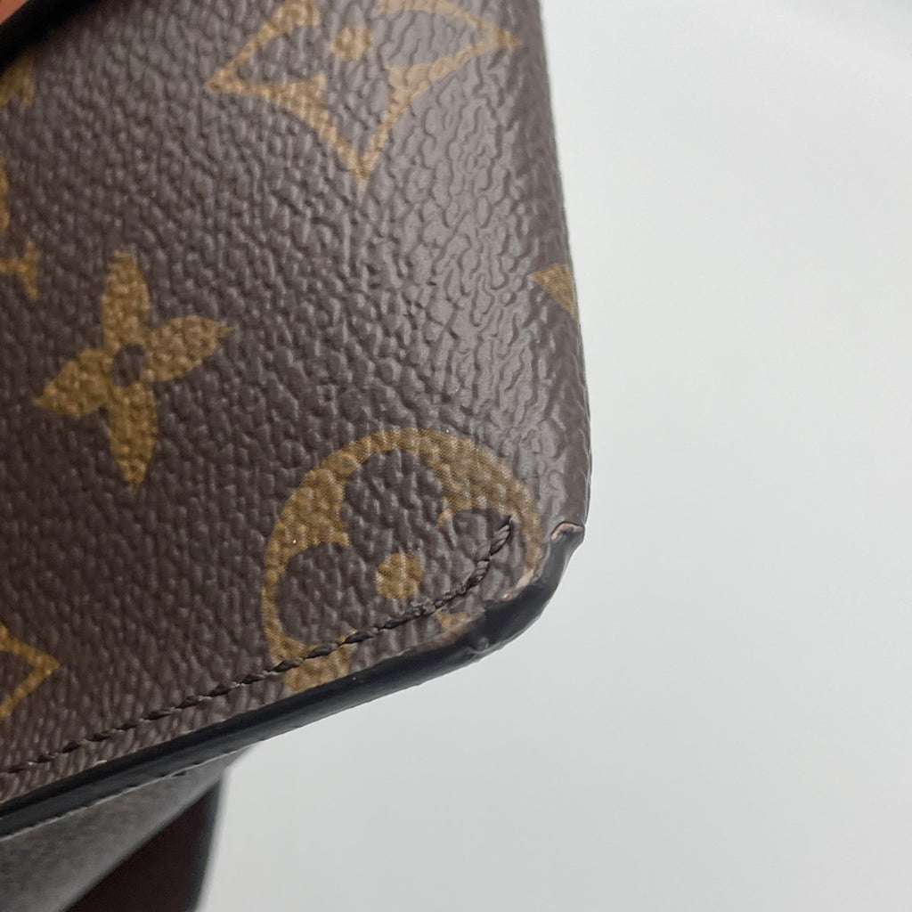 Louis Vuitton Padlock On Strap M80763