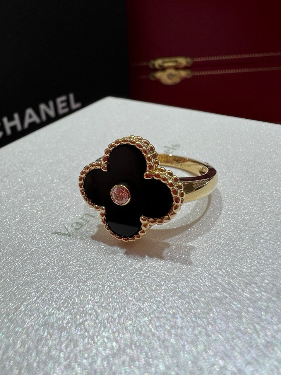 Van Cleef & Arpels Ring