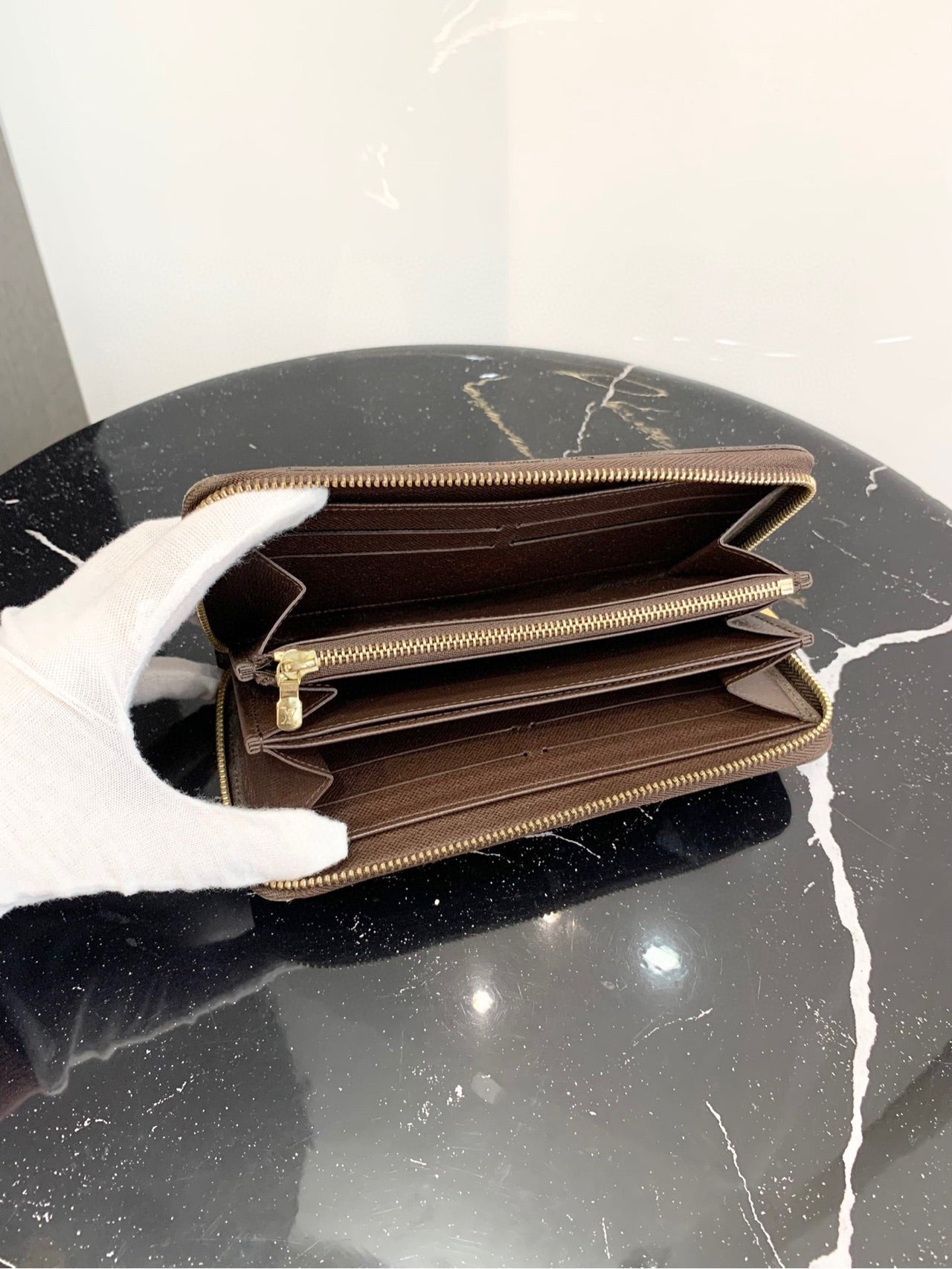 Louis Vuitton Brown N60003