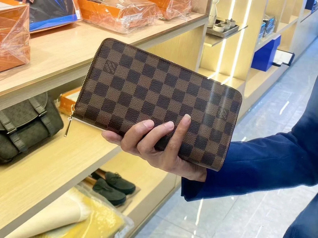Louis Vuitton Brown N60003
