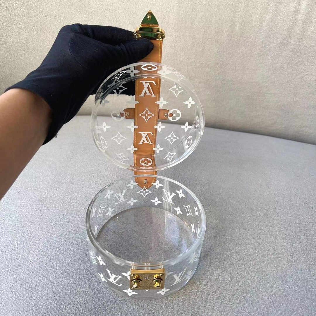Louis Vuitton Clear 14.0x 9.0x 12.5 cm GI0203