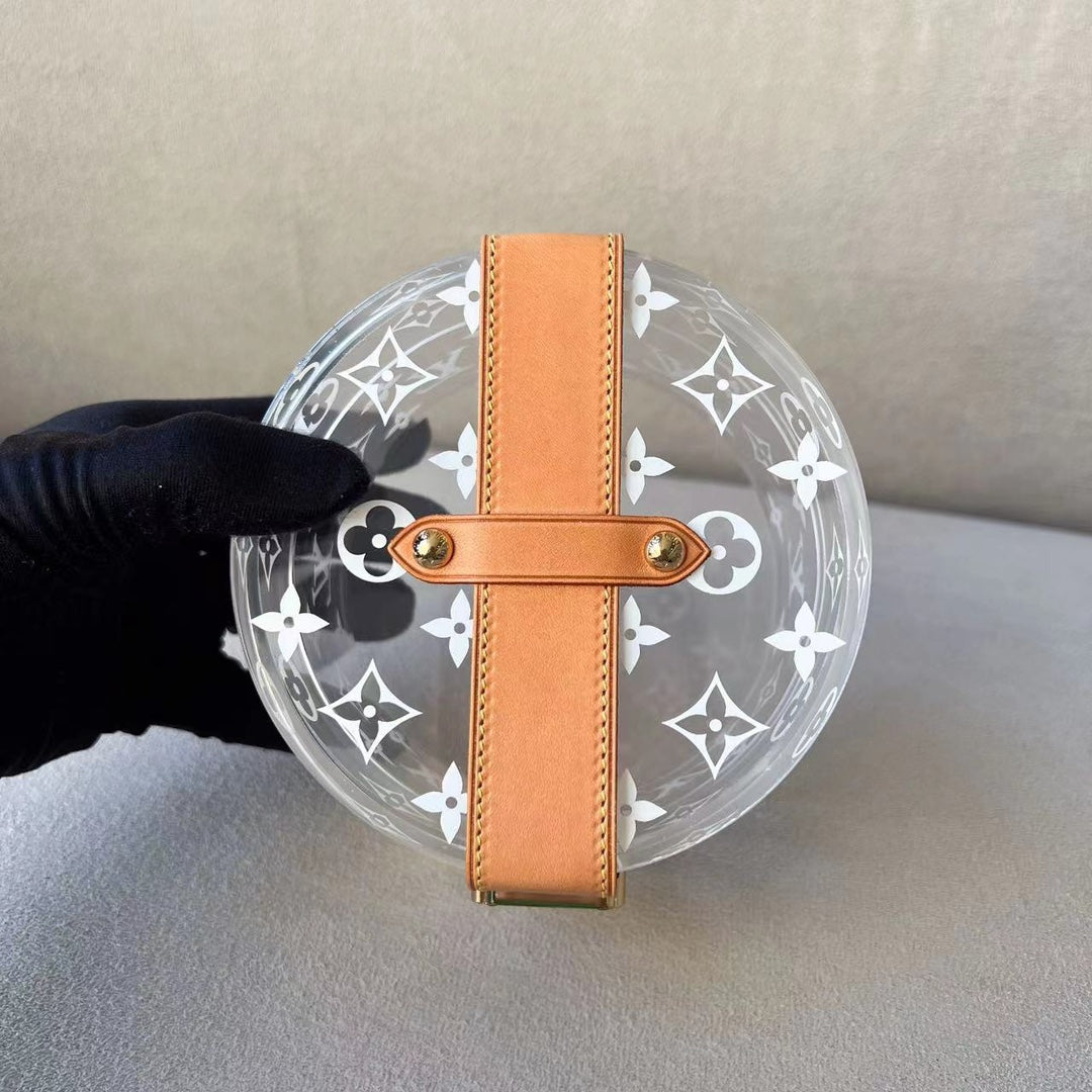 Louis Vuitton Clear 14.0x 9.0x 12.5 cm GI0203