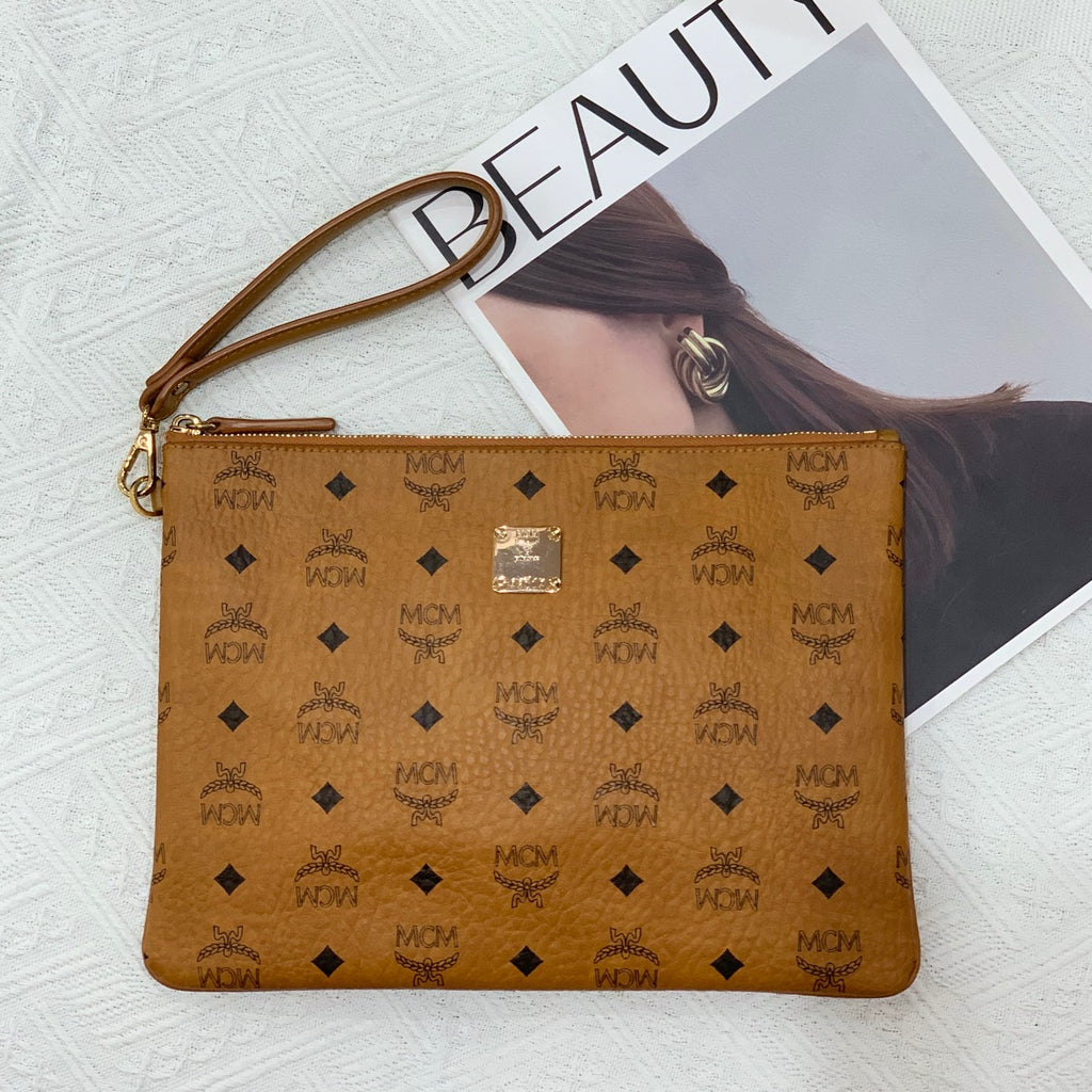 MCM Clutch