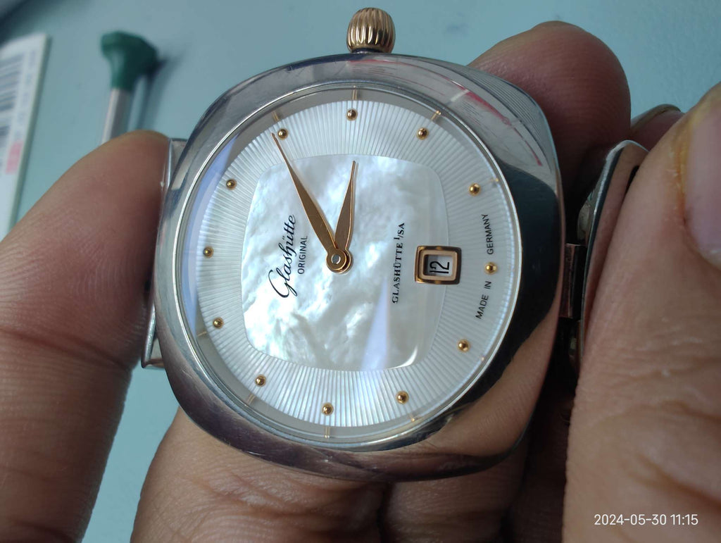 Glashutte Original Lady 31*31 millimeters 1-03-01-26-06-14