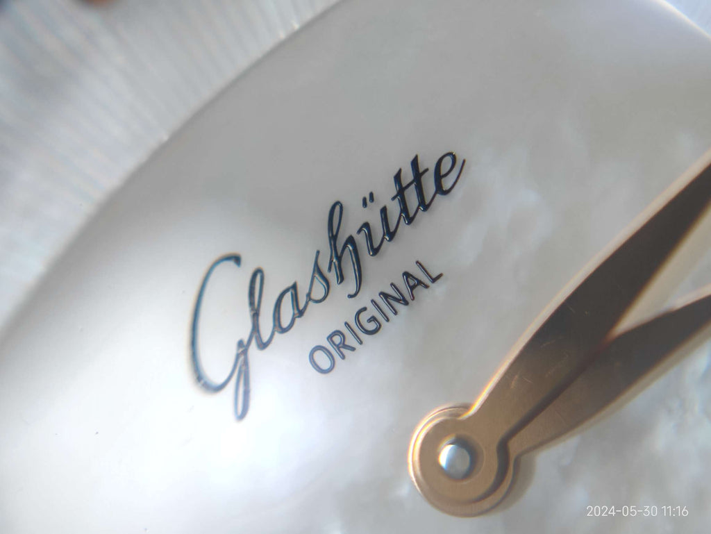 Glashutte Original Lady 31*31 millimeters 1-03-01-26-06-14