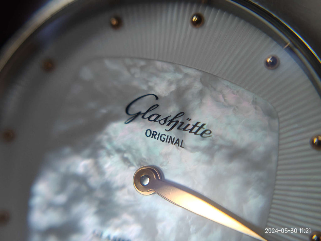 Glashutte Original Lady 31*31 millimeters 1-03-01-26-06-14