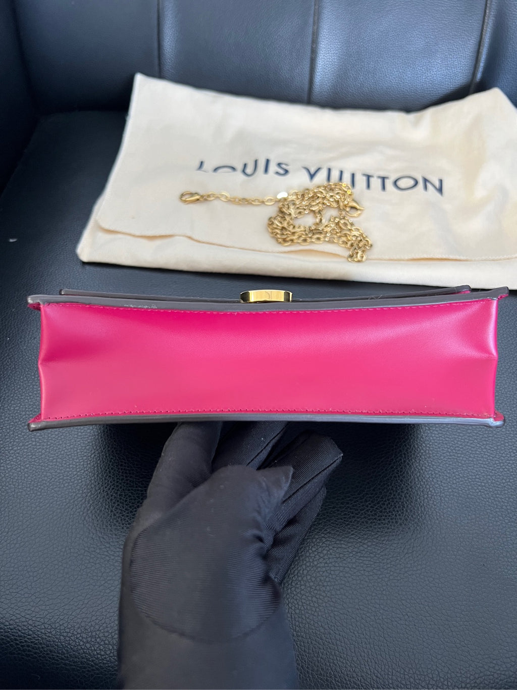 Louis Vuitton M67404