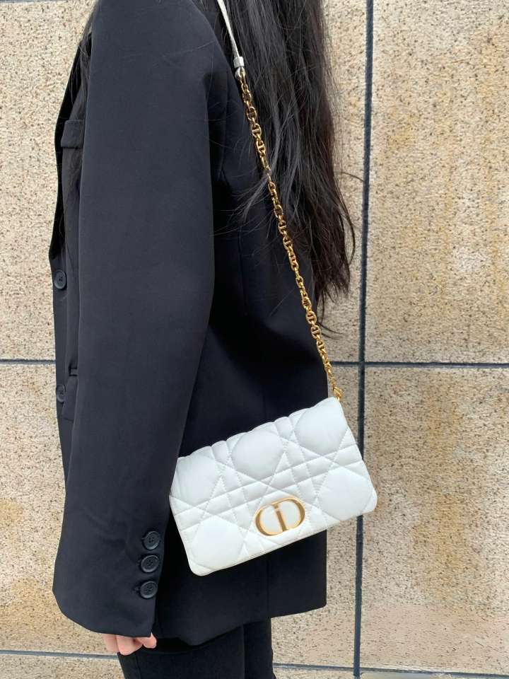 Dior Leather White Clutch S5135UNGX_M030