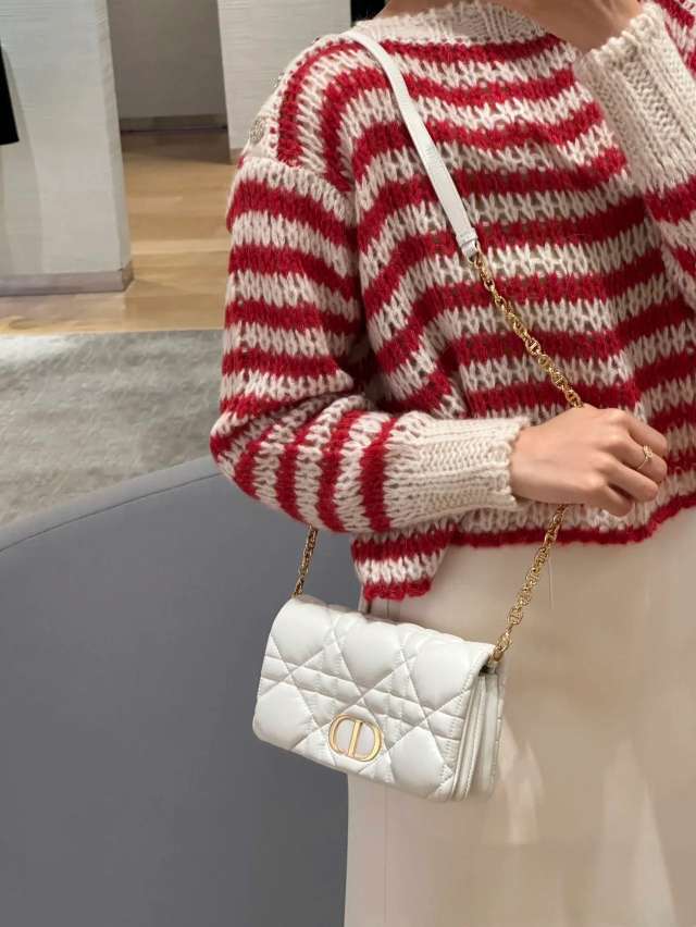 Dior Leather White Clutch S5135UNGX_M030