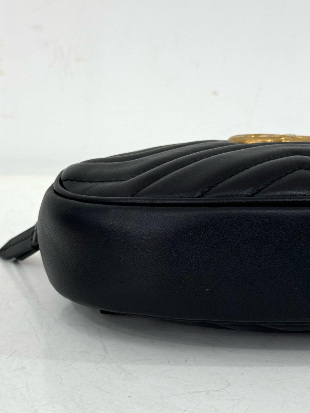 Gucci 476434DSVRT1000