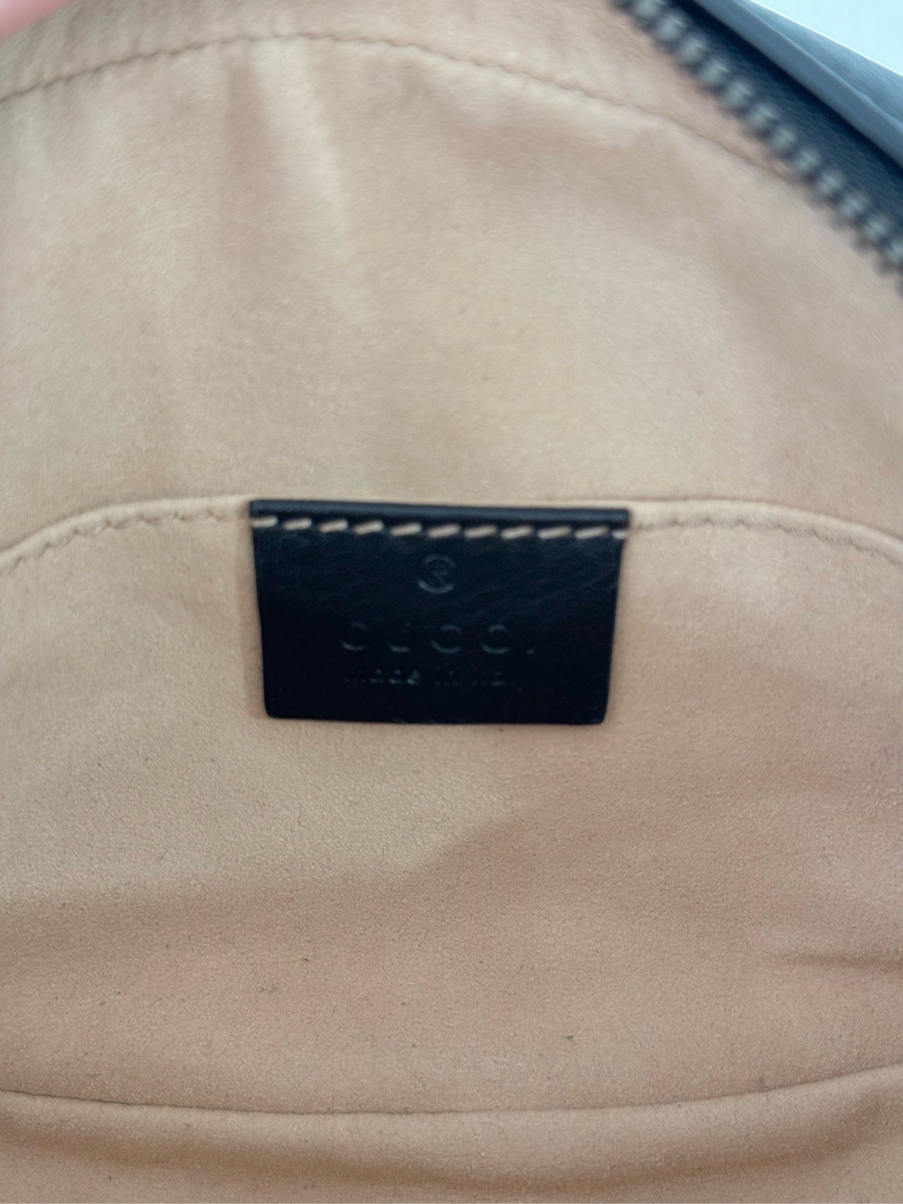 Gucci 476434DSVRT1000