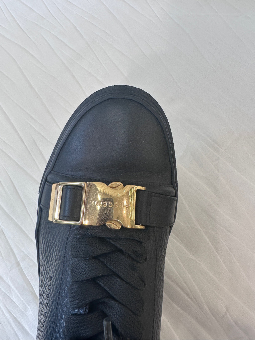 空白 Black Skate shoes