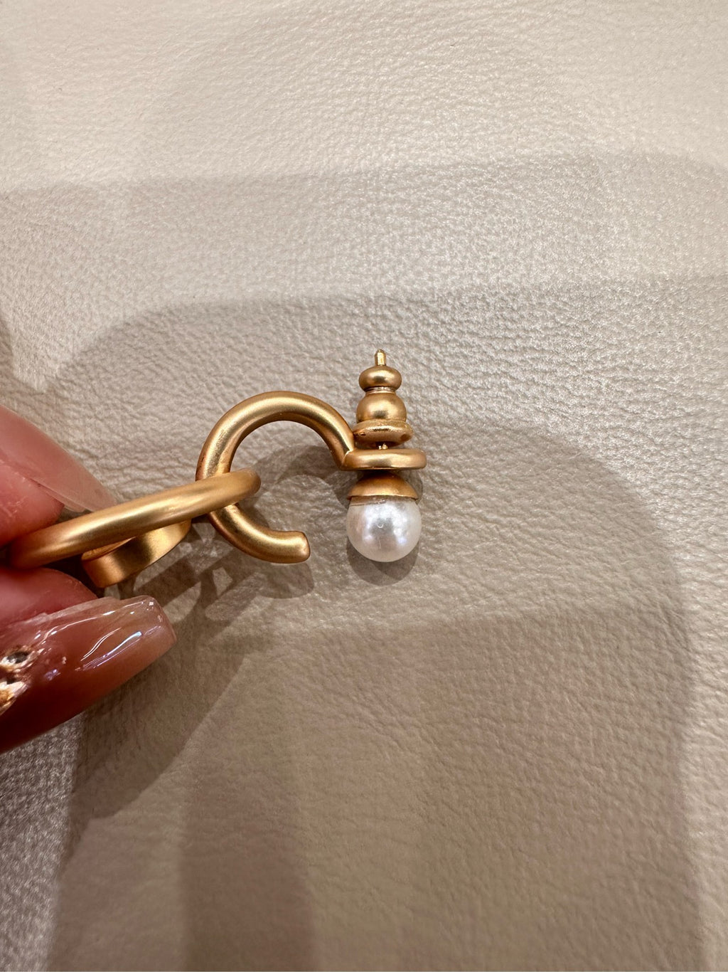 Dior White