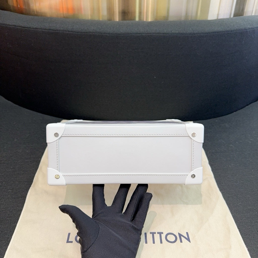 Louis Vuitton Clear