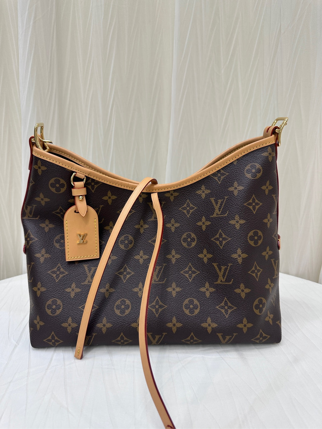 Louis Vuitton Carryall 29 x 24 x 12 M46203