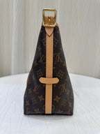Louis Vuitton Carryall 29 x 24 x 12 M46203