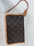 Louis Vuitton Carryall 29 x 24 x 12 M46203