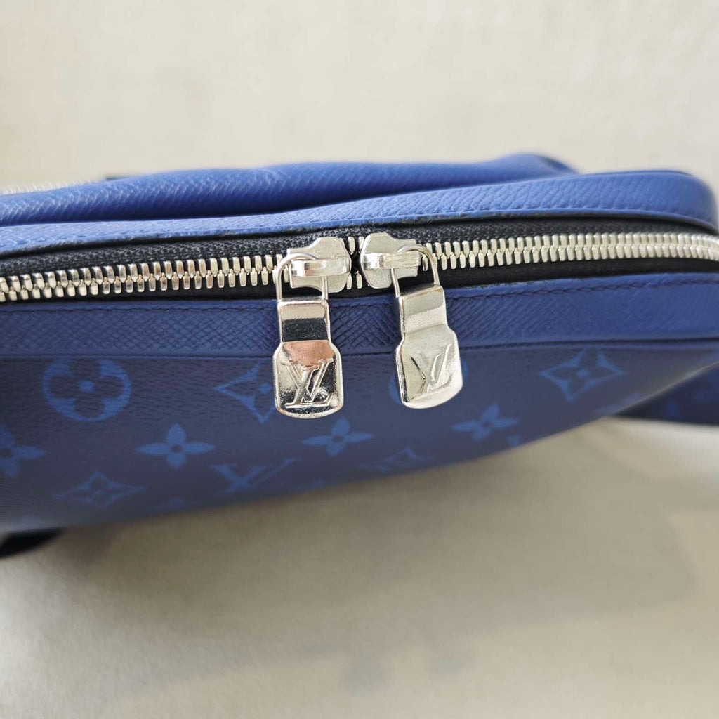 Louis Vuitton Blue Messenger Bag M33455
