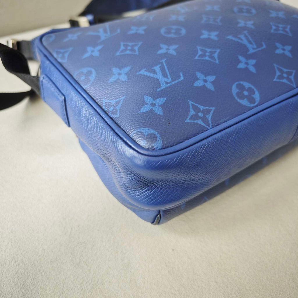 Louis Vuitton Blue Messenger Bag M33455