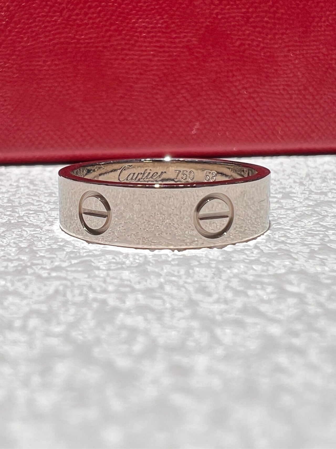 Cartier B4084757