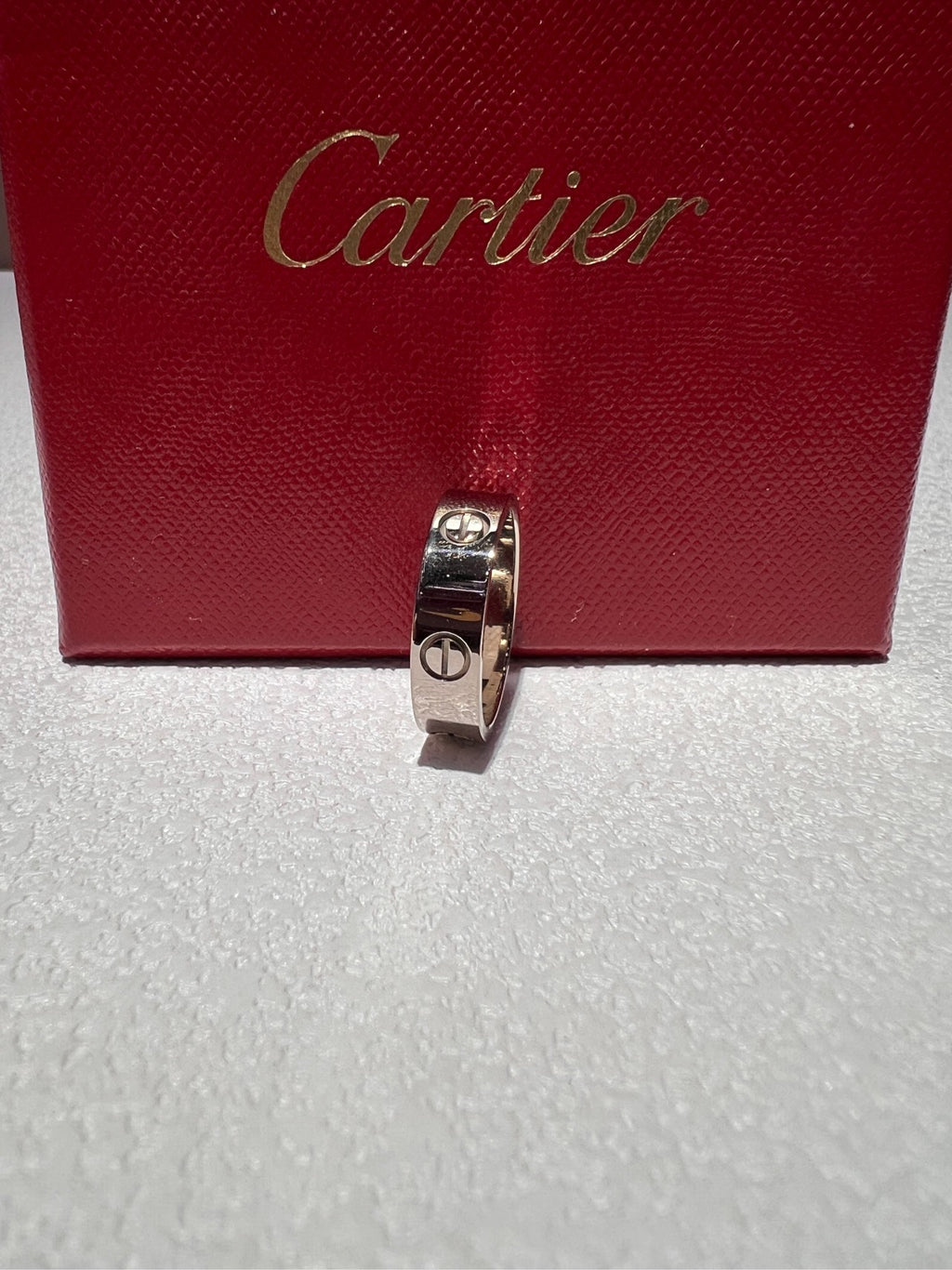 Cartier B4084757