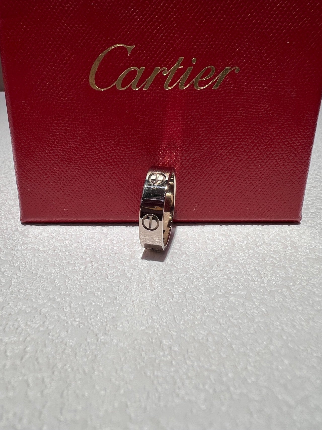 Cartier B4084757