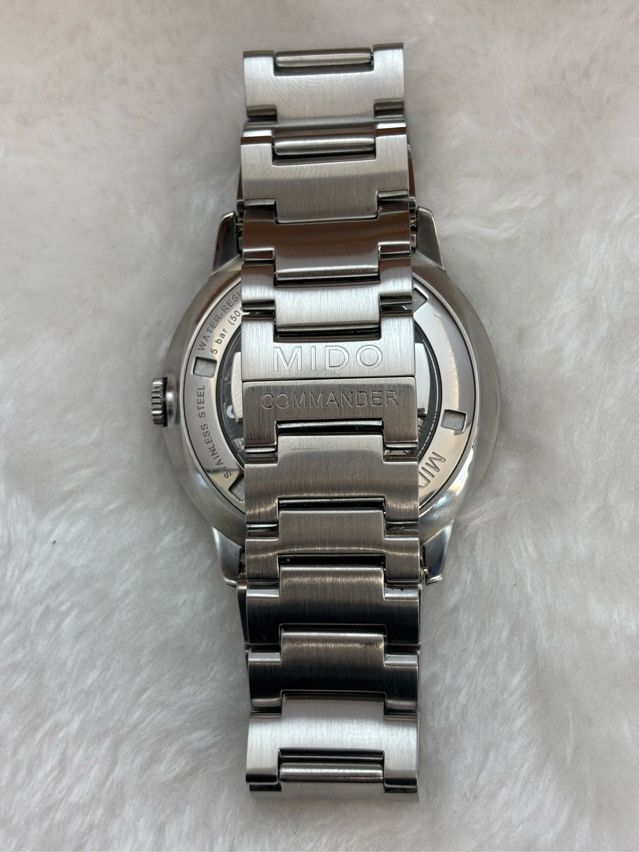 Mido Commander White Automatic (self-winding) watch 40 millimeters M021.431.11.031.00