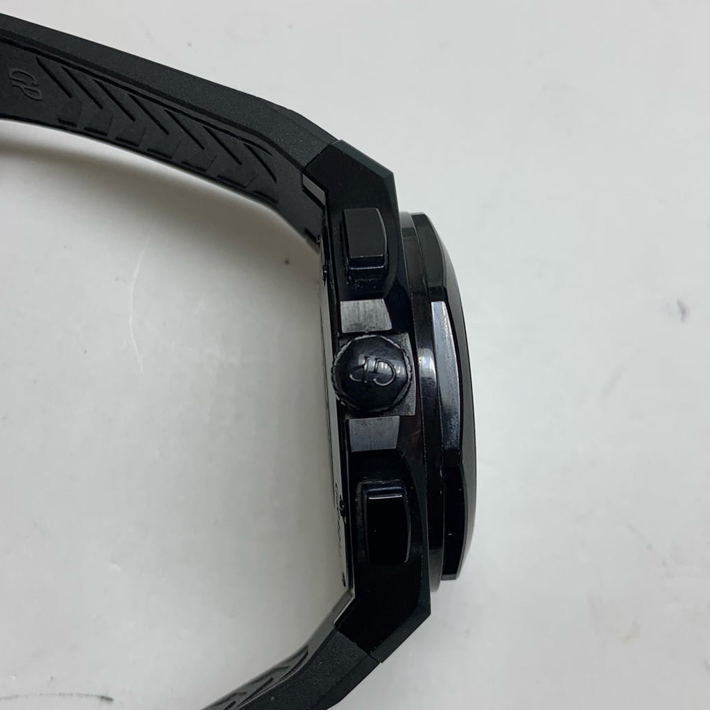 Girard-Perregaux Laureato 44 mm 81060-21-491-FH6A