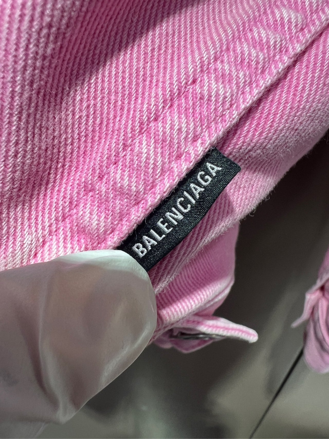 Balenciaga LOGO Pink Coat 594386TEW378000