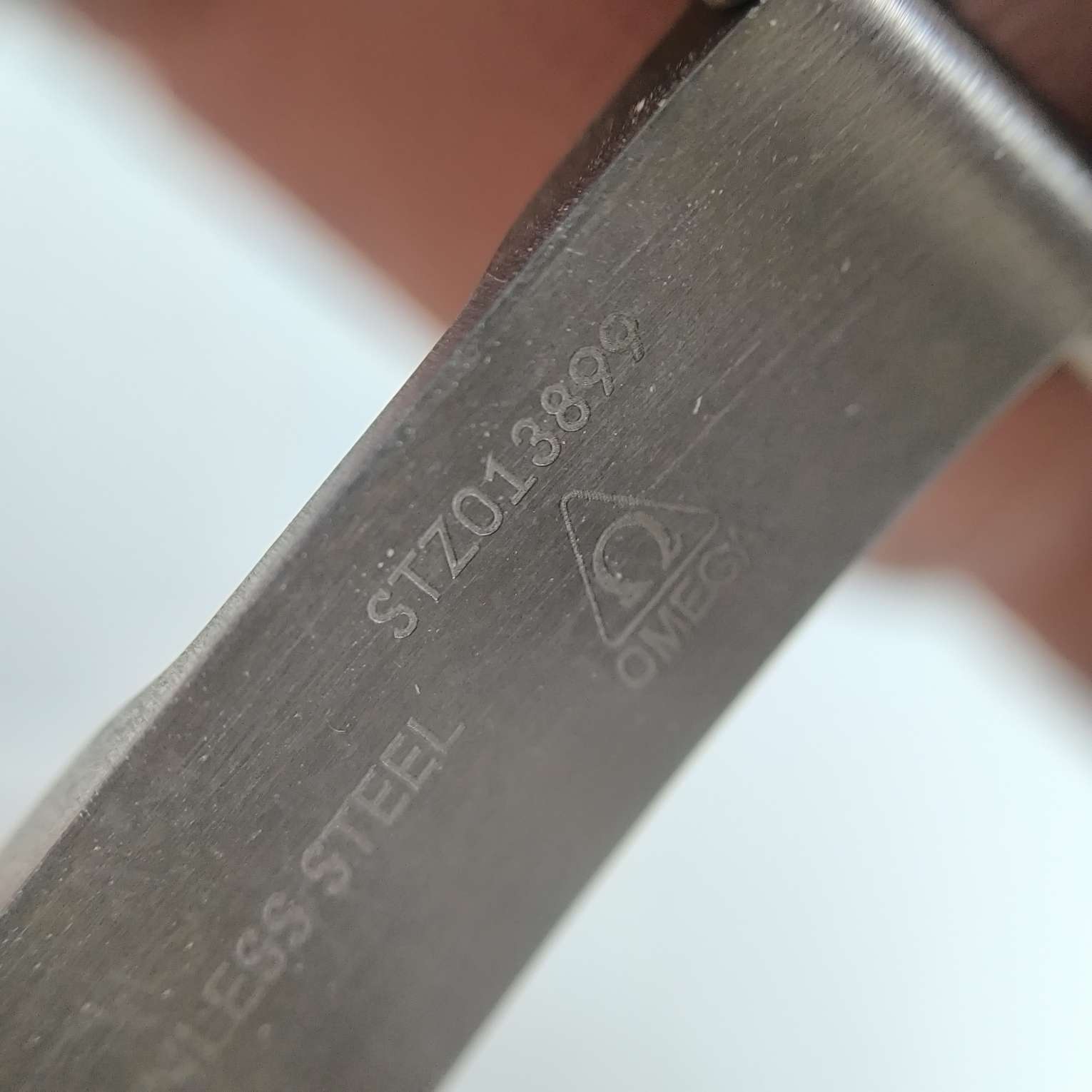 Omega Professional Series 42  310.20.42.50.02.001
