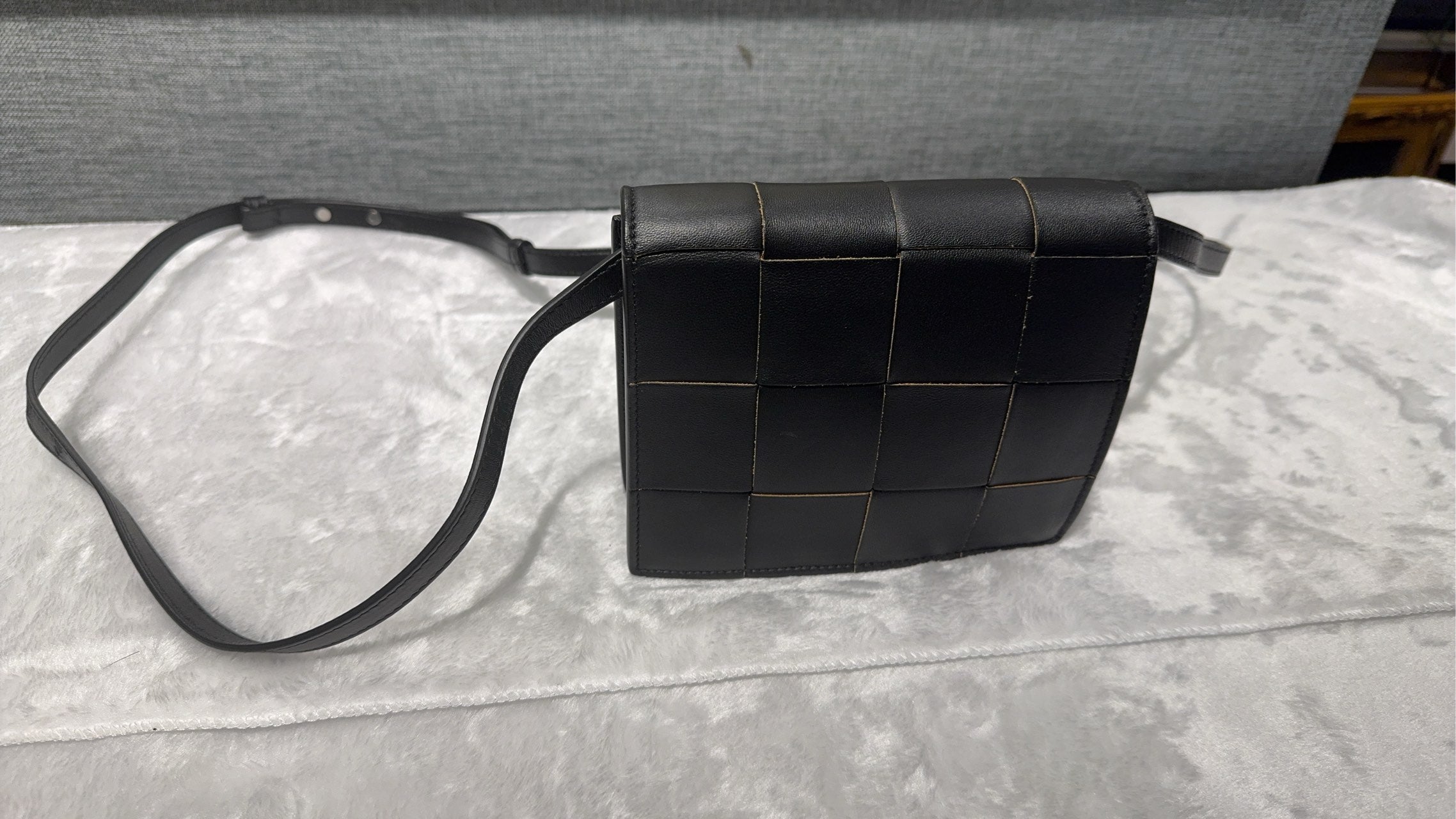 Bottega Veneta 574051-VBOX1-8803