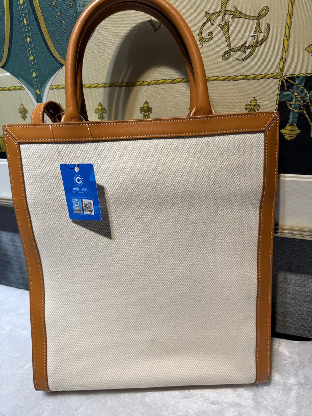 Celine CONF.190402BNZ.02NT