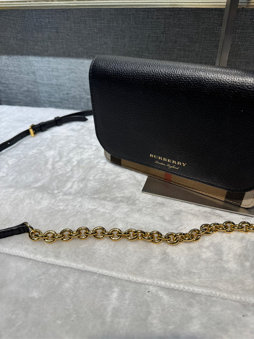 Burberry 80386251