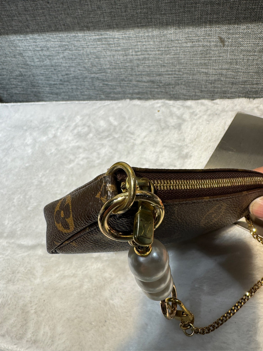 Louis Vuitton Mini Pochette Accessories Canvas Clutch 15.5x 10.5x 4.0 cm M58009