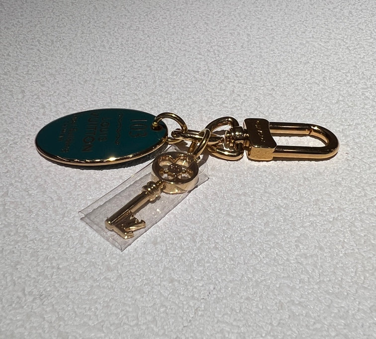 Louis Vuitton Blue Key ring/Key holder