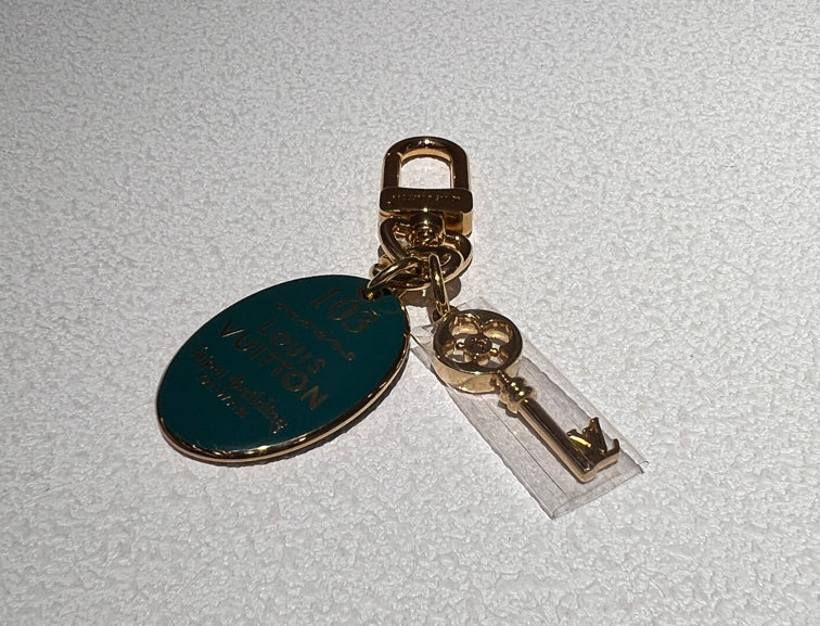 Louis Vuitton Blue Key ring/Key holder