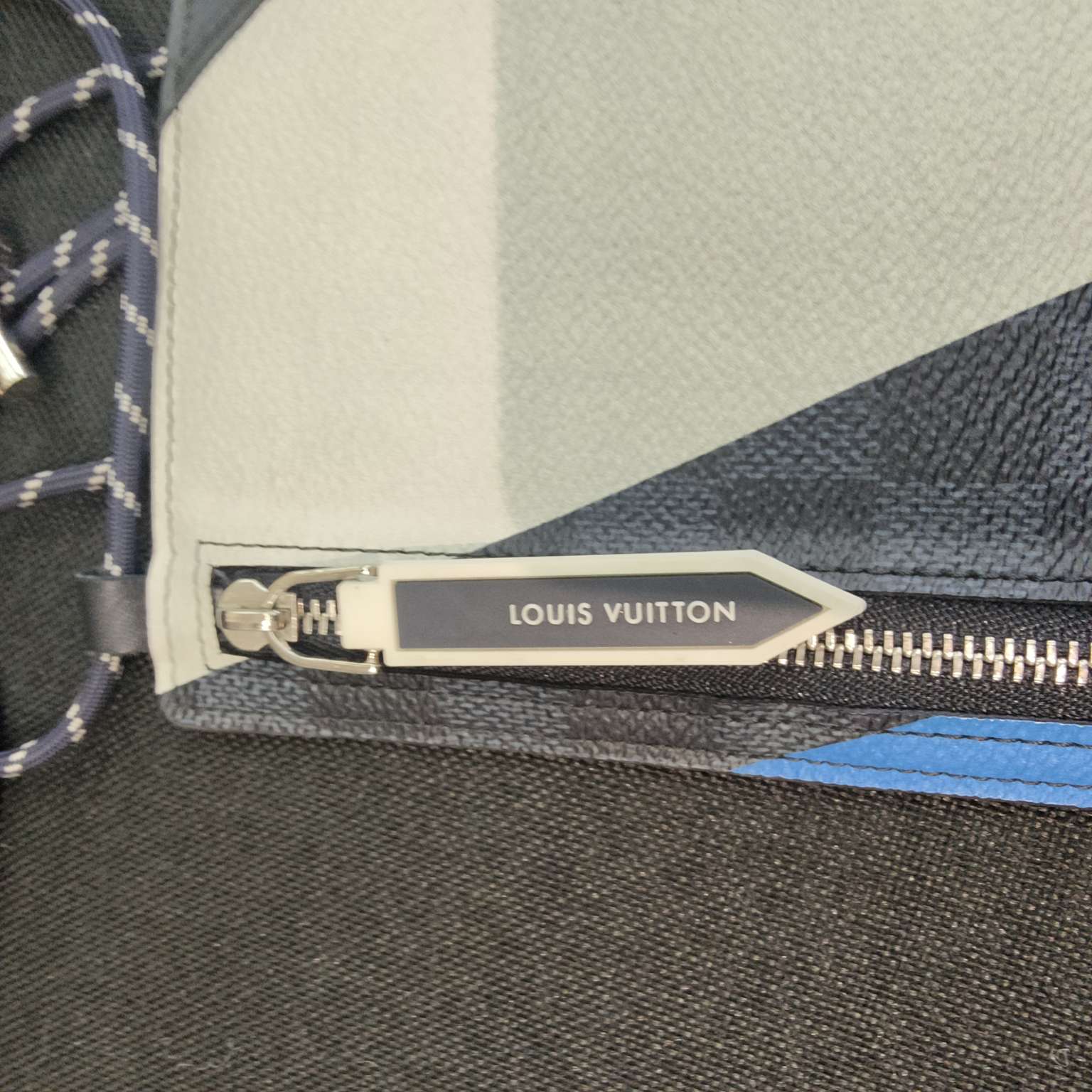 Louis Vuitton Crossbody