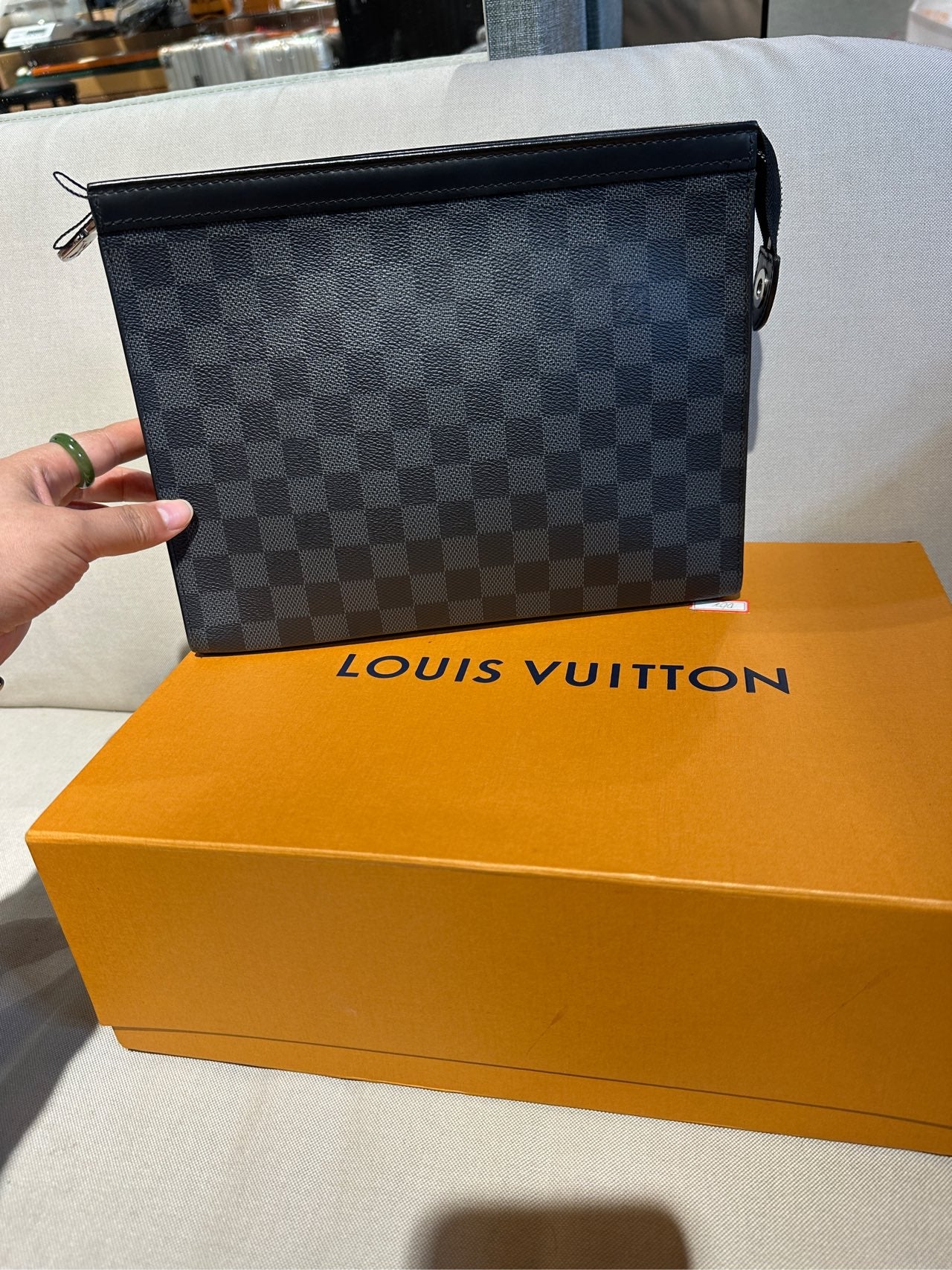 Louis Vuitton Pochette Voyage 27.0x 21.0x 3.0 cm N41696
