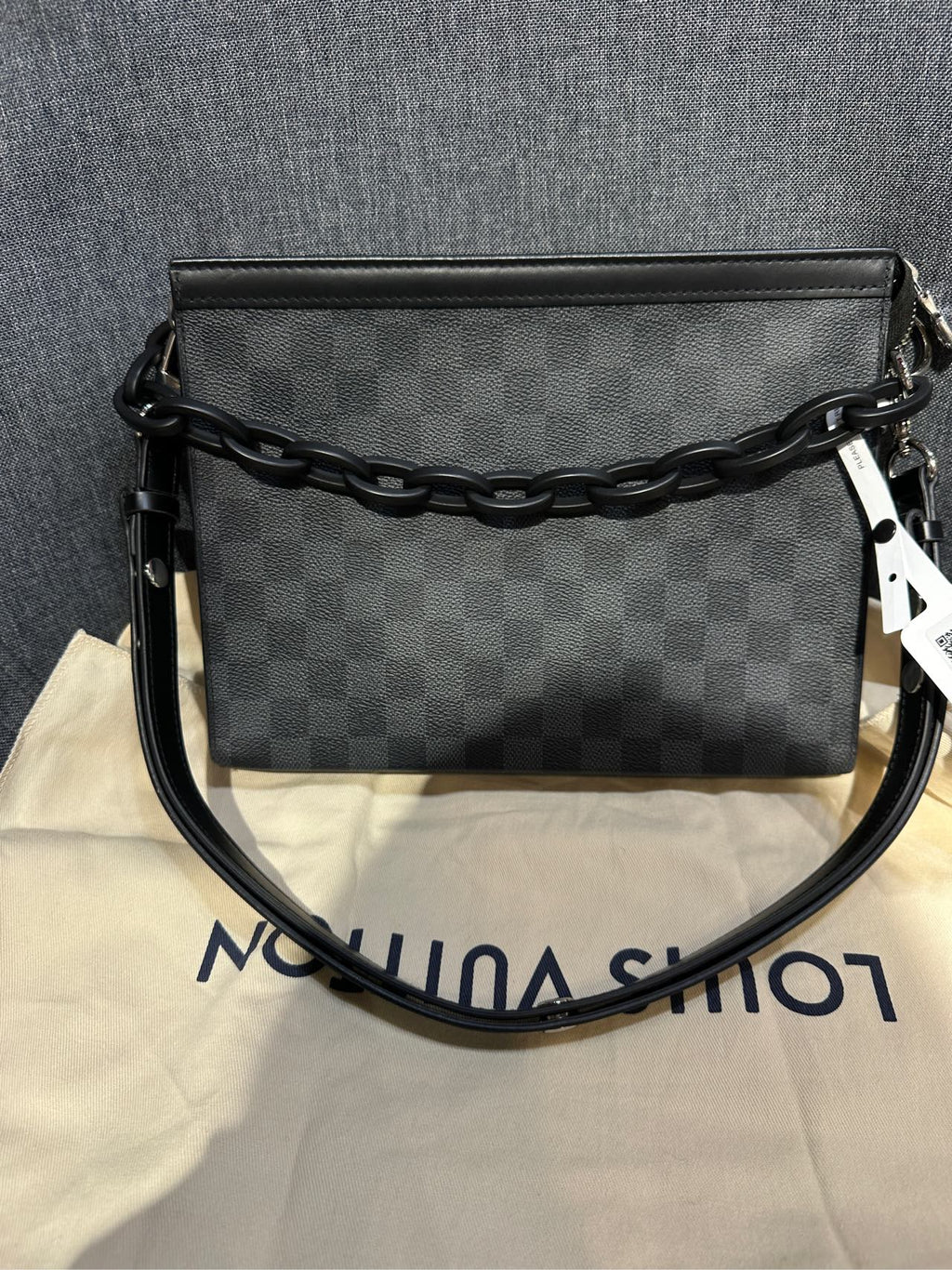 Louis Vuitton Pochette Voyage 27.0x 21.0x 3.0 cm N41696
