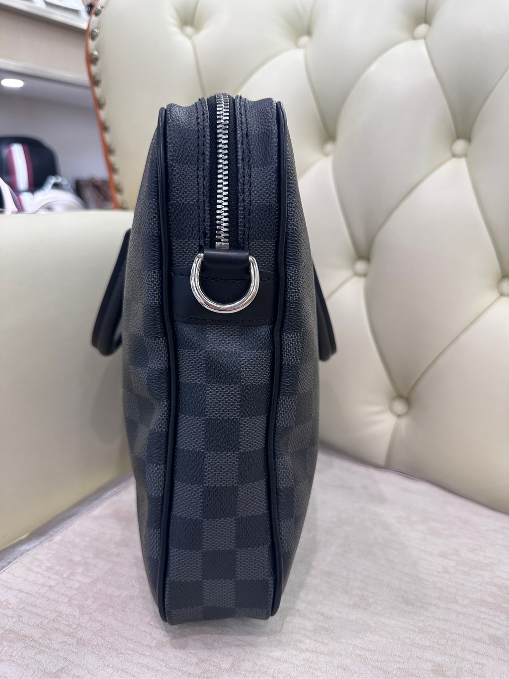 Louis Vuitton Black 41.0x 31.0x 7.0 cm N41125