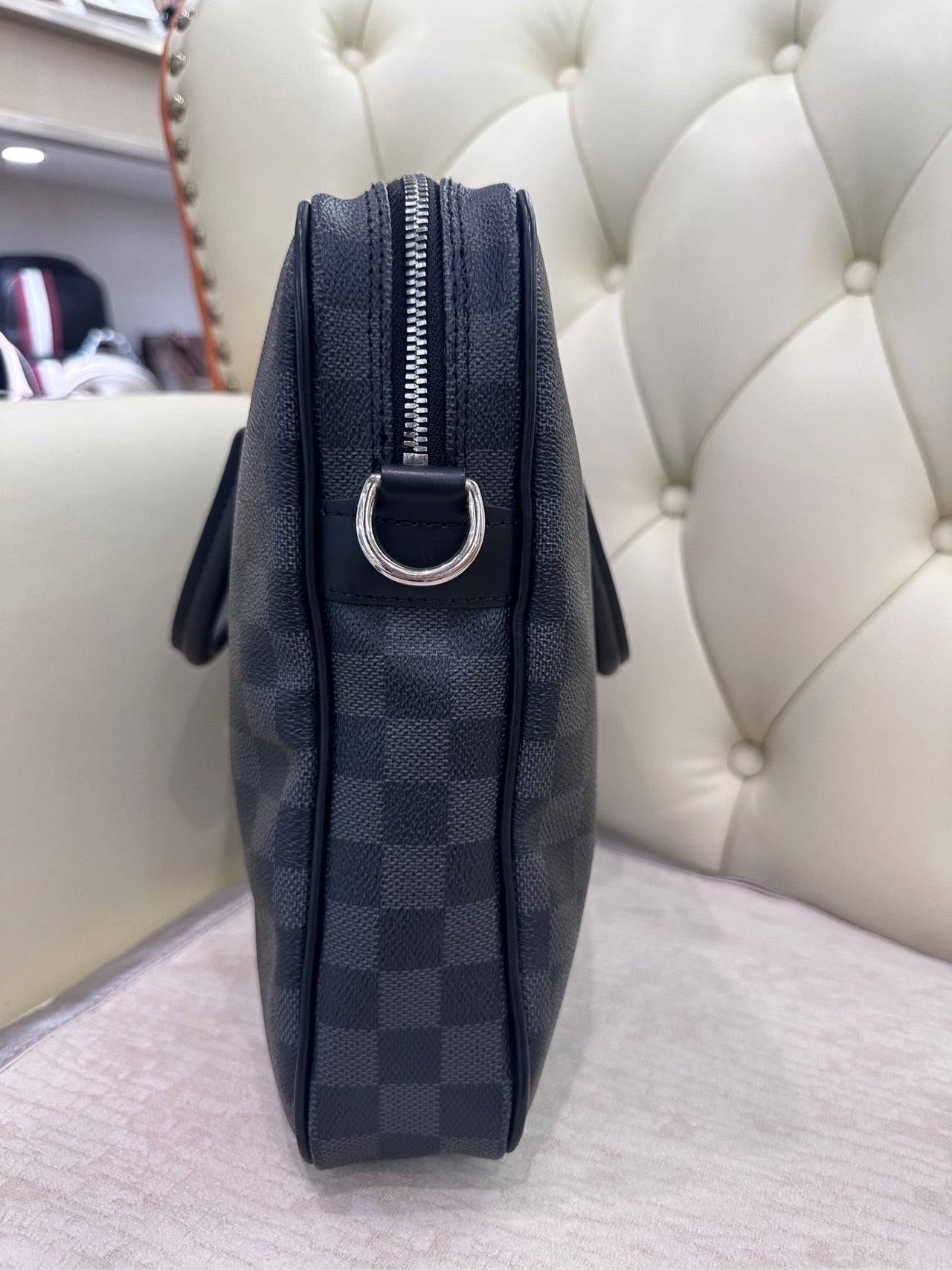 Louis Vuitton Black 41.0x 31.0x 7.0 cm N41125